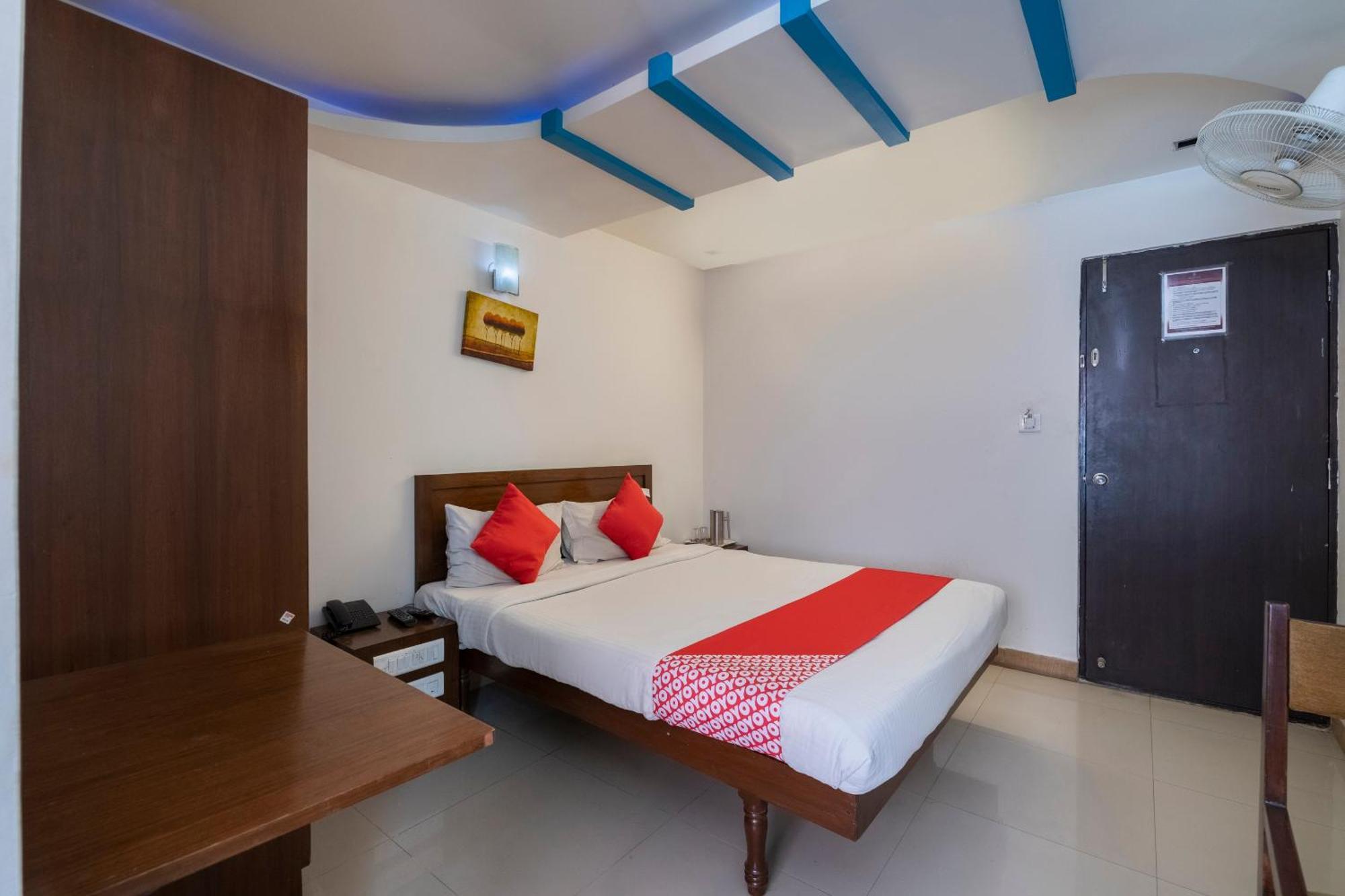 71863 The Red Velvet Opposite Novel Office Marathahalli Bridge. Bangalore Exterior foto